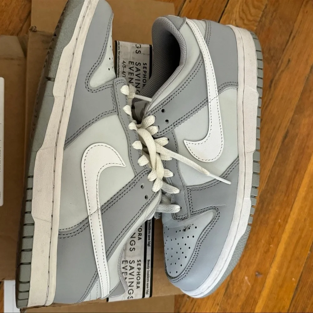 Nike Dunks - Picture 1 of 3